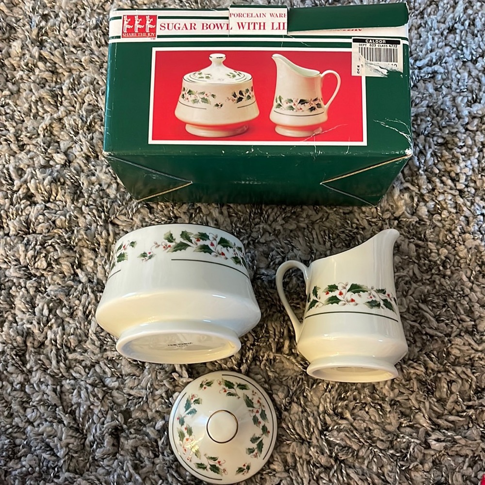 Porcelain Ware sugar bowl with lid creamer